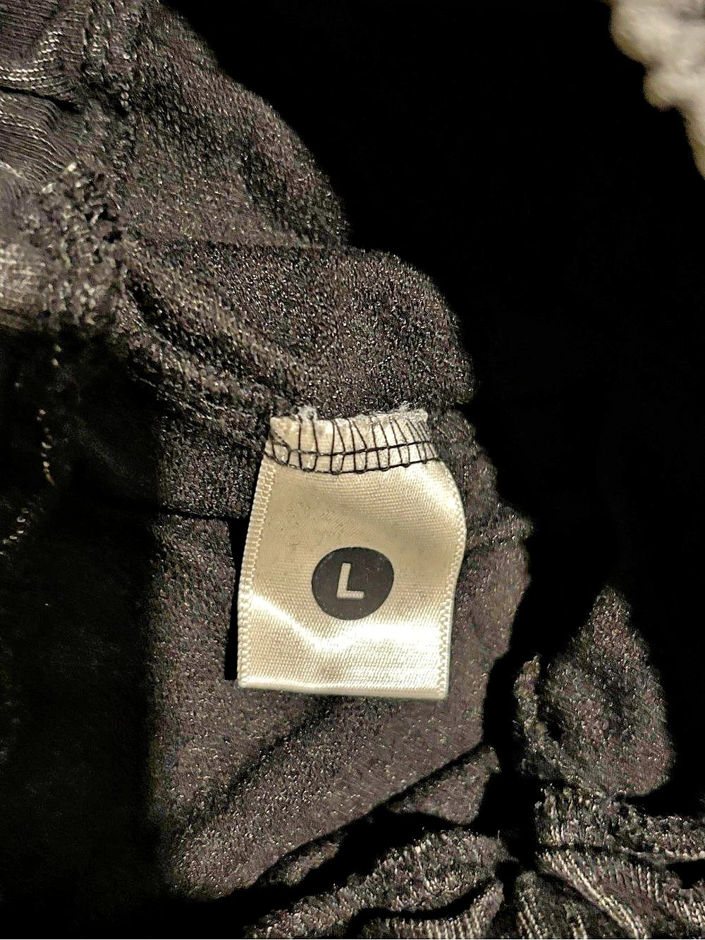 Graphic Black Shorts Size Large Like New - Picture 3 of 3